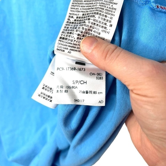 Levi’s As They Grow Wildflower Daisy Graphic Short Sleeve Blue T-Shirt Small - Picture 8 of 14